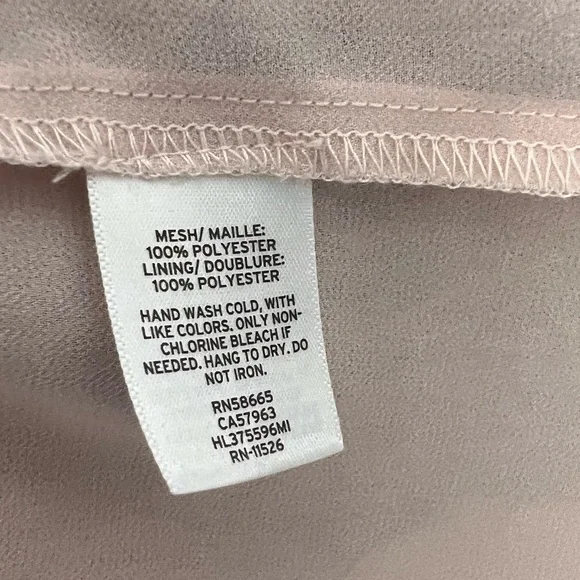 Chelsea 28 Pleated Swiss Dot Mock Neck Sleeveless Top - Picture 7 of 8